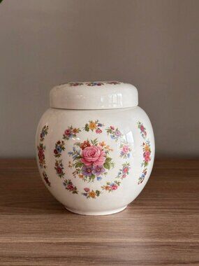 Vintage Sadler Ginger Jar Pink Roses and Flowers